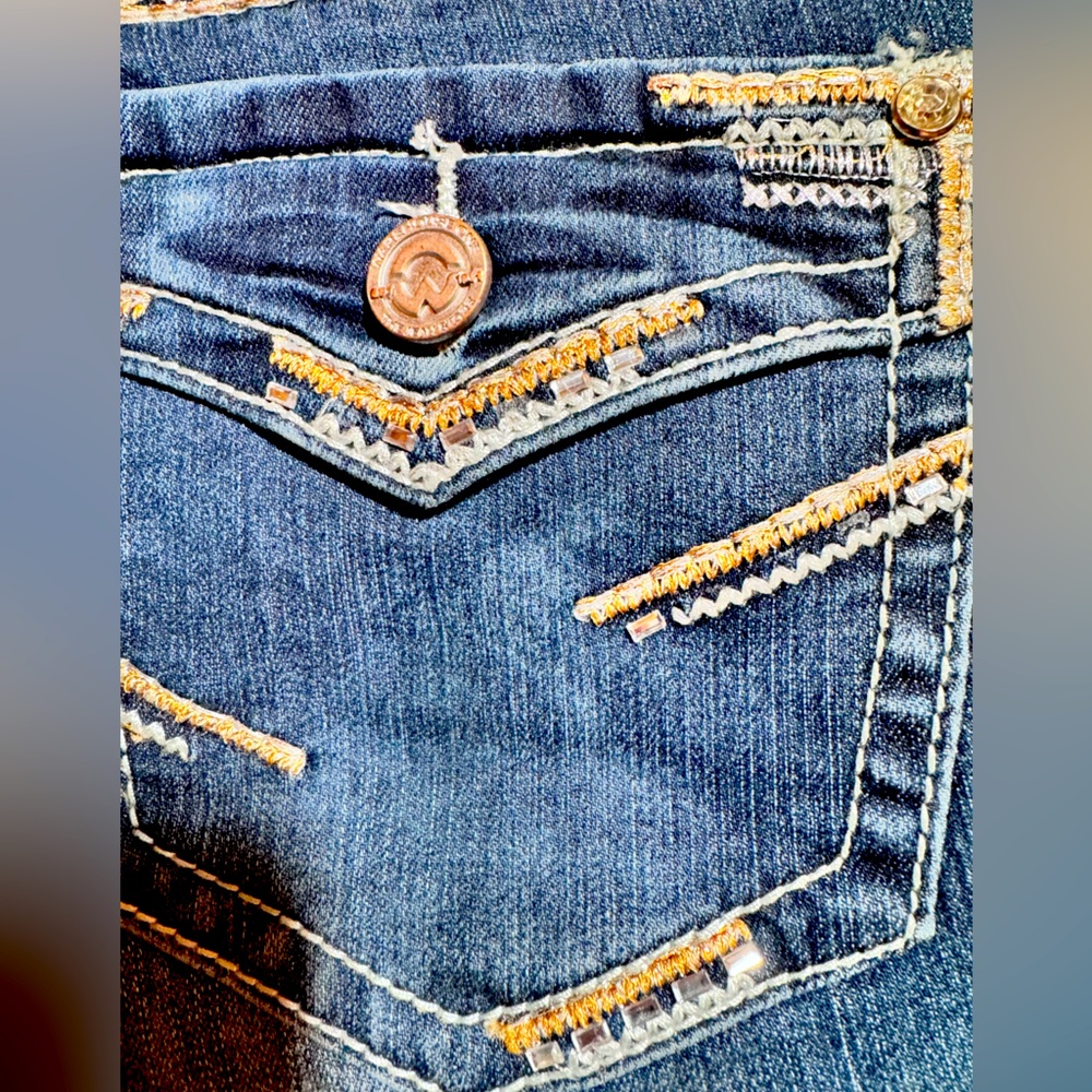 Warehouse One Mid Rise Capris -Size 27 - Picture 5 of 12